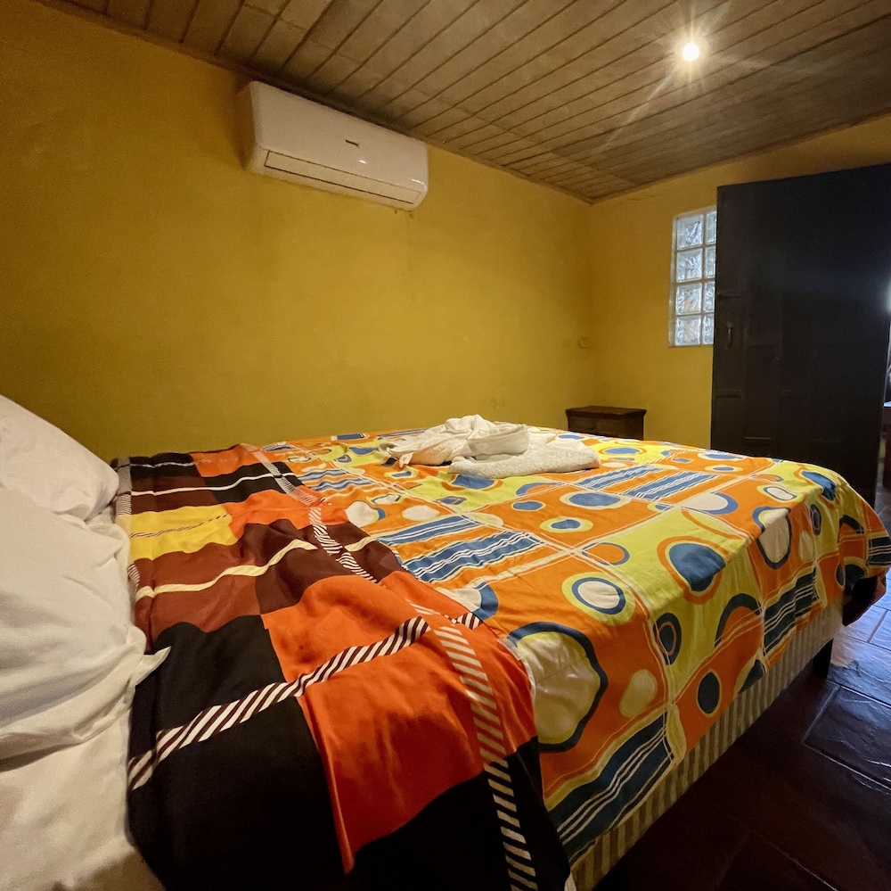 Comfort Bungalow, 2 Bedrooms, Pool View, Poolside