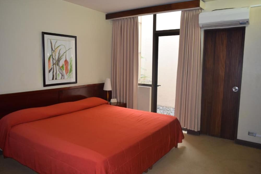 Habitacion estandar, cama King photo 1