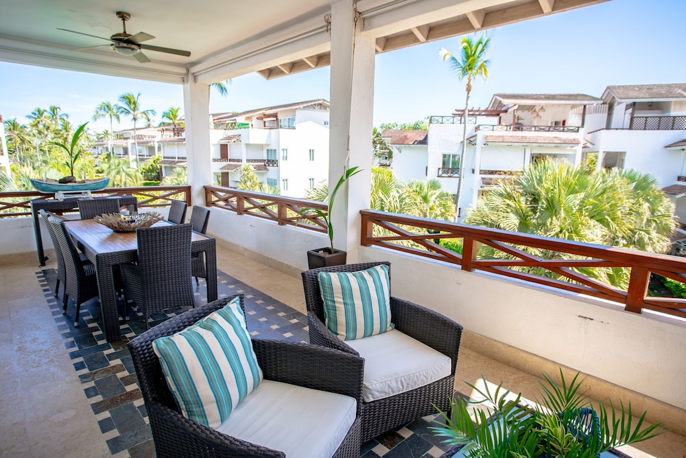 Deluxe Apartment, 2 Bedrooms, Balcony - Photo 9