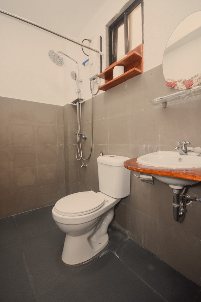 Deluxe Double Room, 1 Queen Bed photo 3