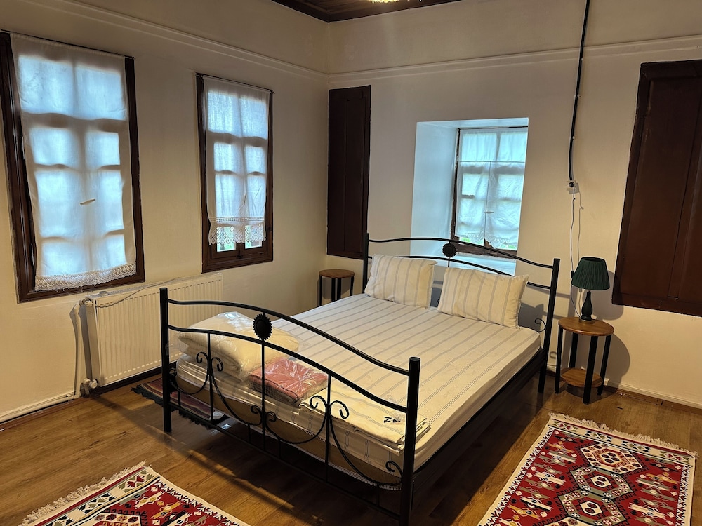 Classic Room, Courtyard View photo 3