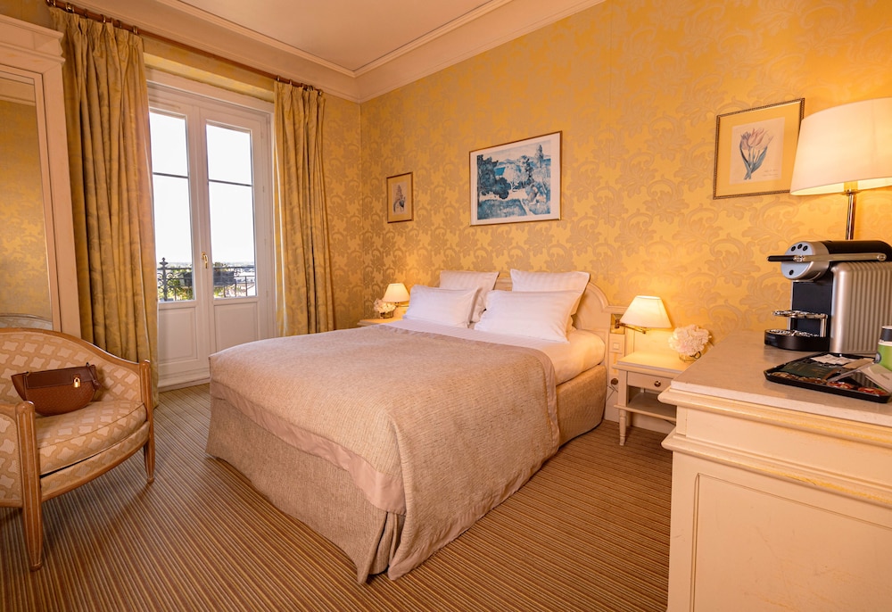 Deluxe Double Room, 1 King Bed - Photo 4