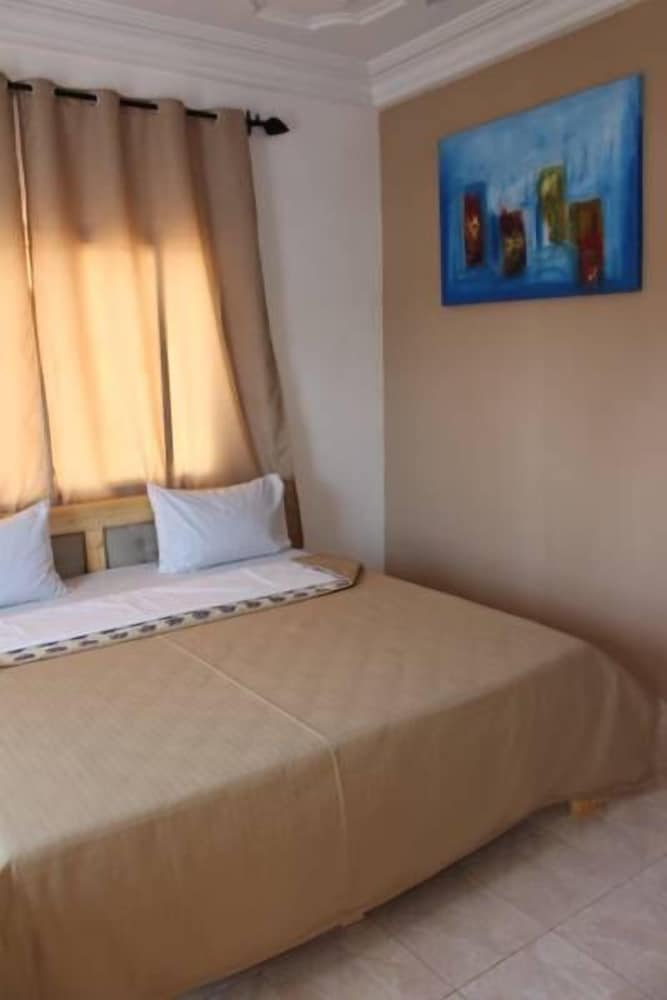 Economy Double Room Single Use photo 3
