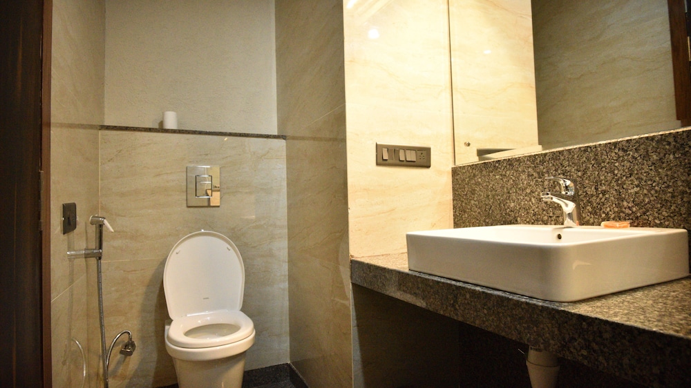 Super Deluxe Room - Photo 2