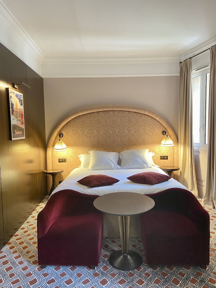 Exclusive Room, 1 King Bed, Non Smoking - Photo 8