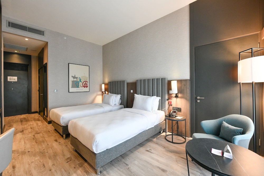 Junior Suite, Multiple Beds, Non Smoking photo 2