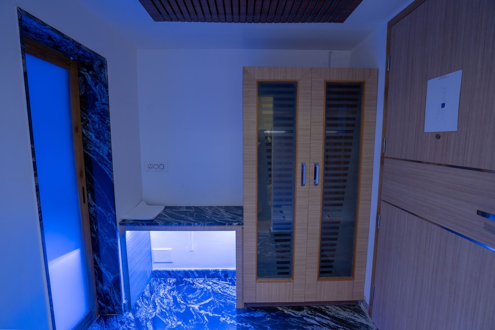 Vivanta Suite photo 1