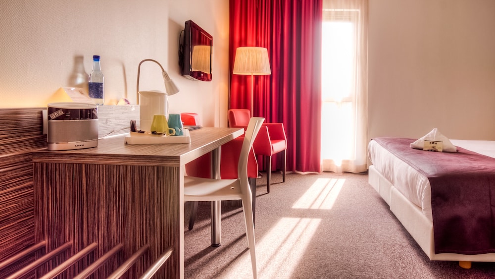 Executive Room - Photo 2