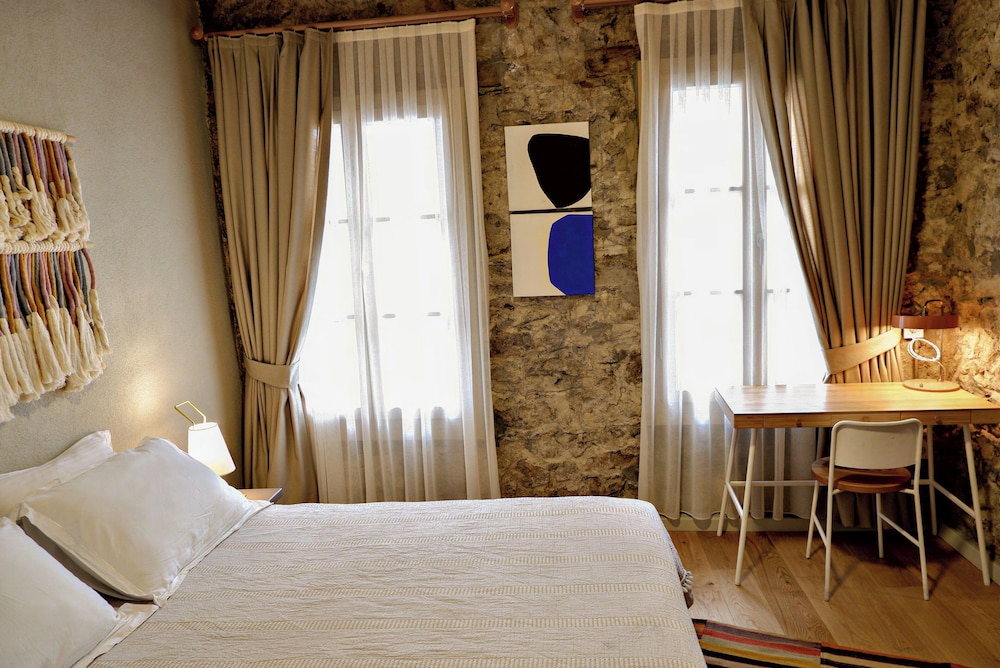 Deluxe Double Room, 1 Double Bed - Photo 13