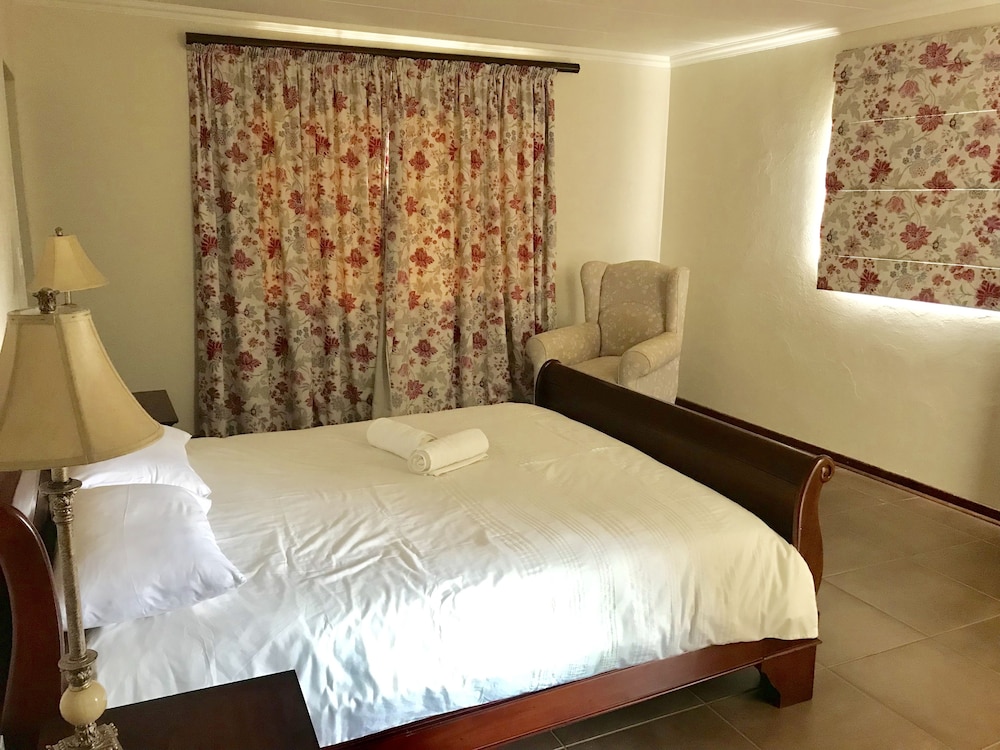 Comfort Chalet, Multiple Beds, Non Smoking photo 1