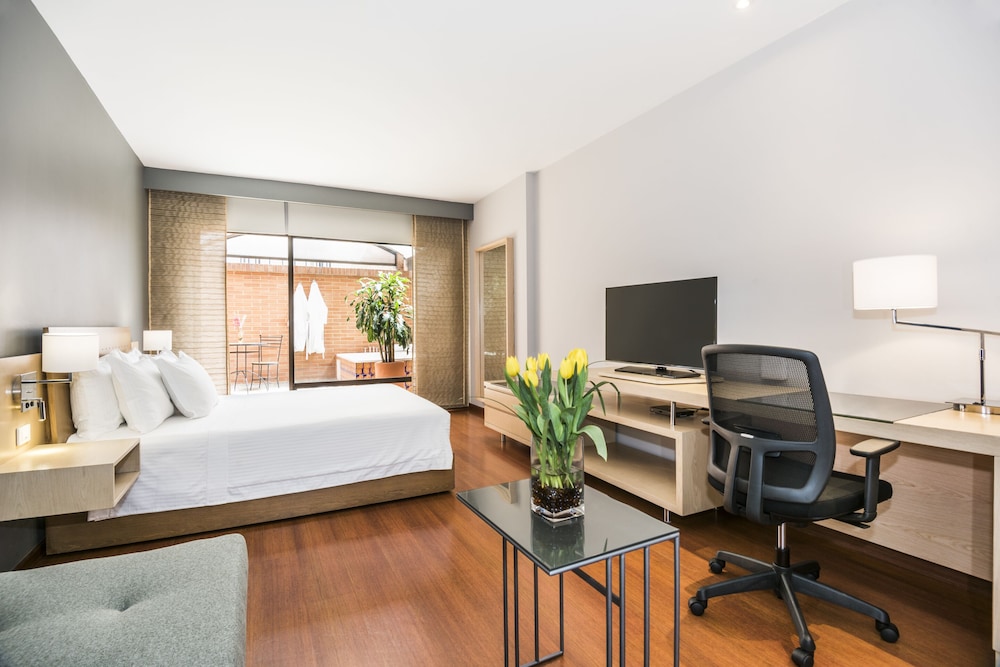 Executive Room, 1 Queen Bed, Terrace photo 1