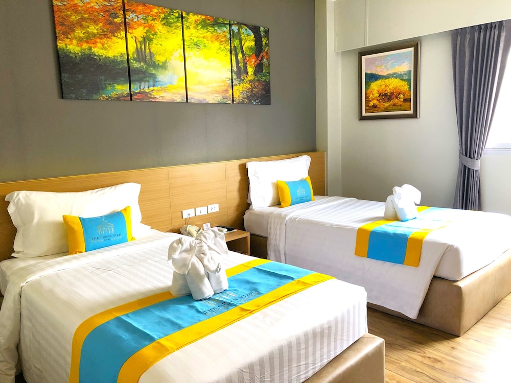 Deluxe Twin Room
