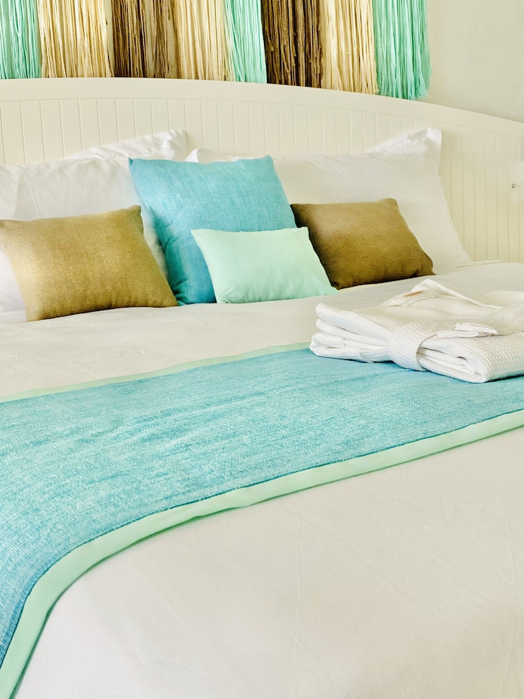 Deluxe Room, Sea View photo 2