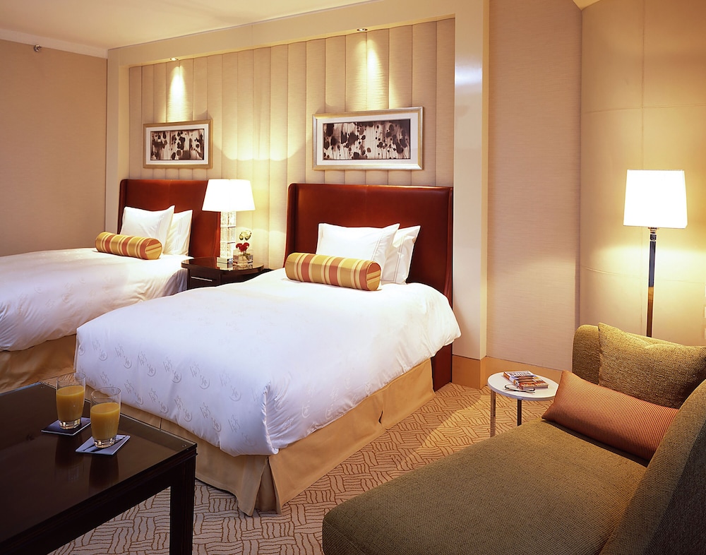Executive Room, 2 Double Beds - Photo 8