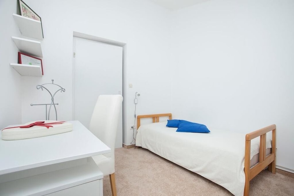 Standard Apartment, 2 Bedrooms (23218)