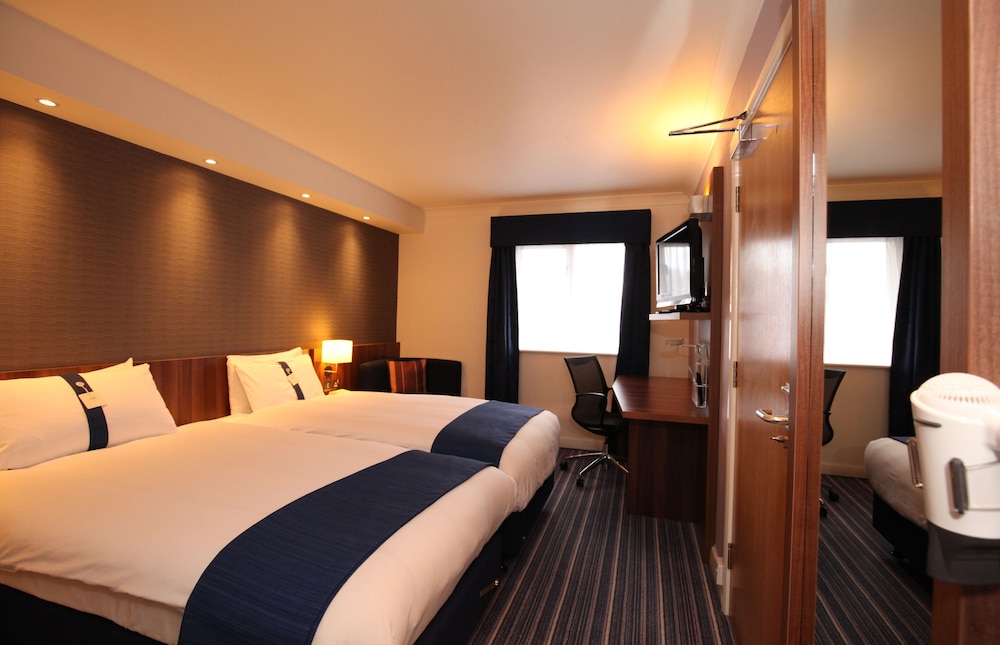 Standard Room, Multiple Beds, Accessible photo 1