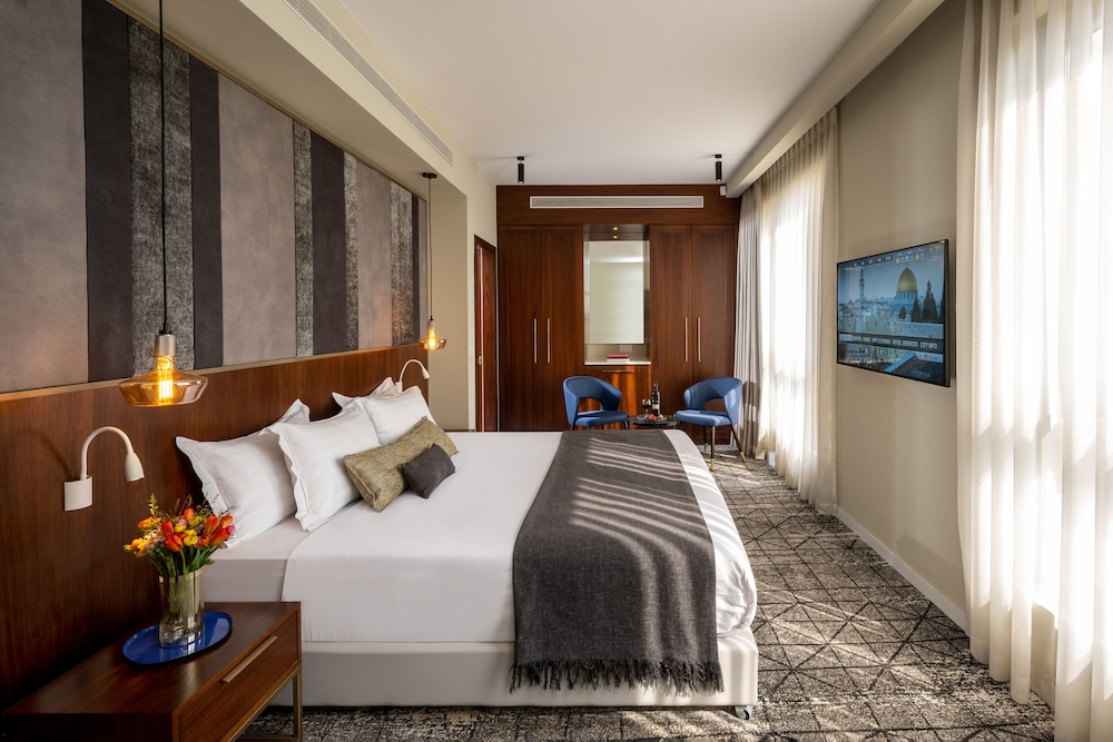Premium Suite, 1 Bedroom, Balcony, City View photo 1