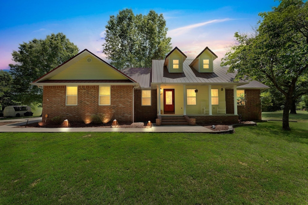 House, 3 Bedrooms photo 2