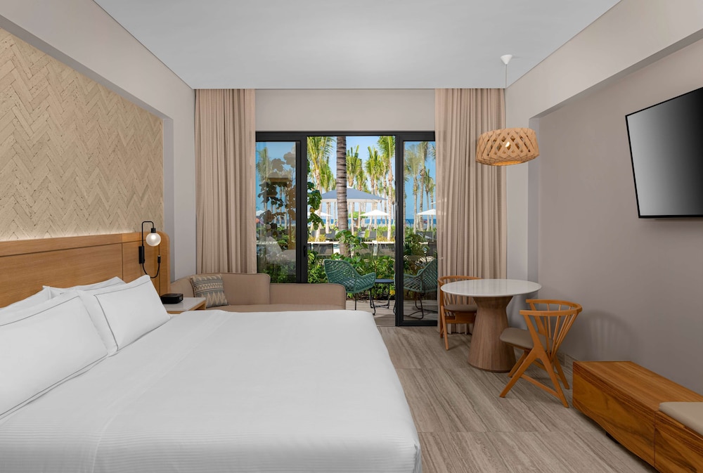 Family Room, 1 King Bed, Ground Floor - Photo 1