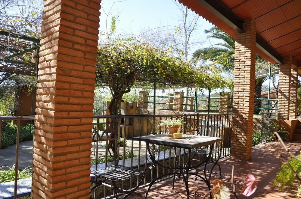Estudio Estándar, Baño Privado, Vista al Jardín