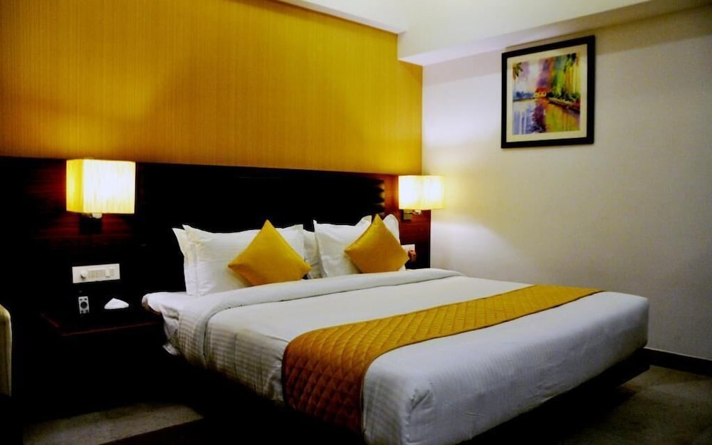 Deluxe Room, 1 King Bed