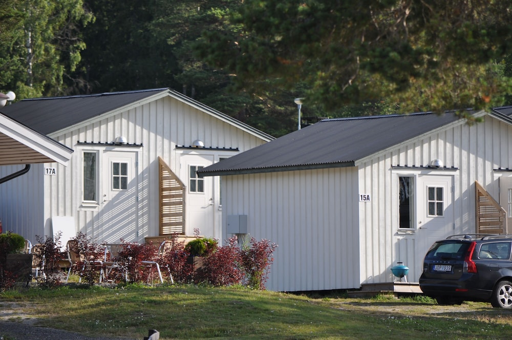 Basic Cabin photo 1