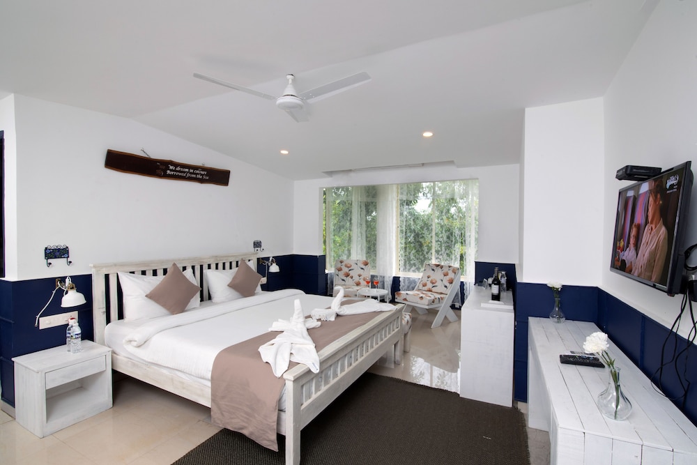 Premium Room - Photo 6