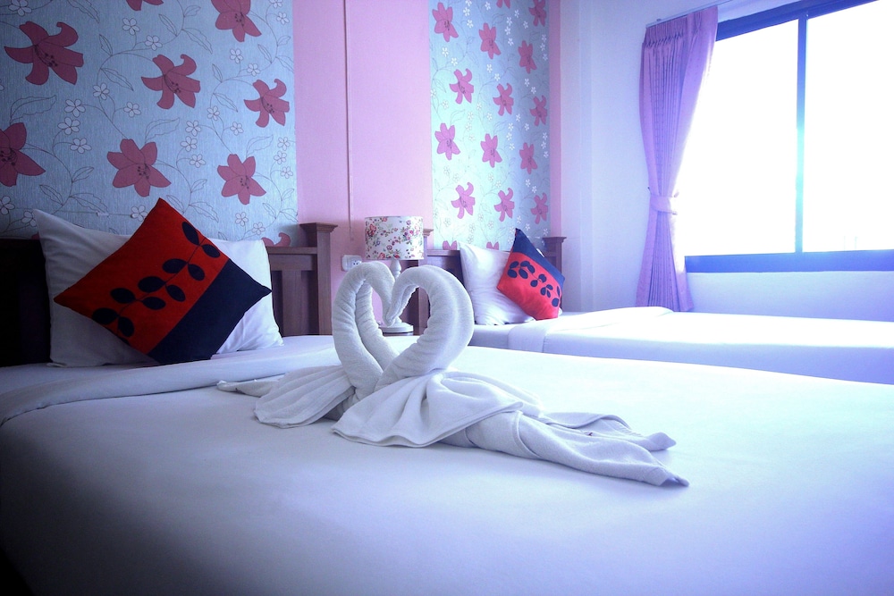 Standard Twin Bed photo 3