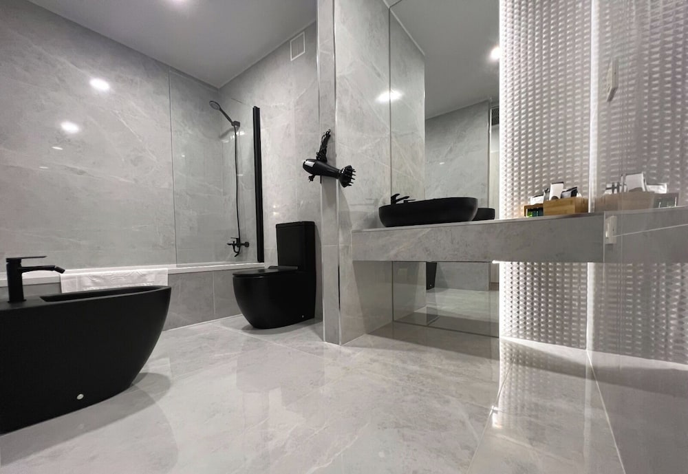 Premium Twin Room, 1 Bedroom photo 3