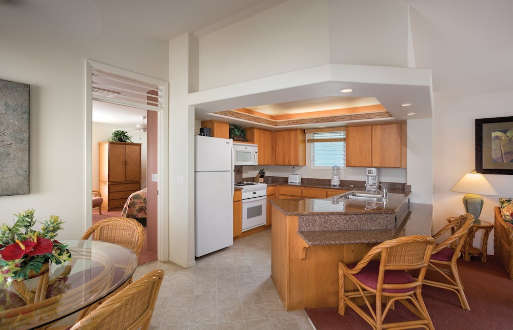 Suite, 1 Bedroom - Photo 12