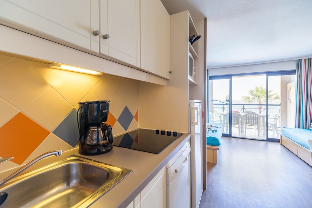 Apartment 6 people - 1 bedroom + 1 sleeping alcove - Air-conditioned - Terrace or balcony - Photo 5