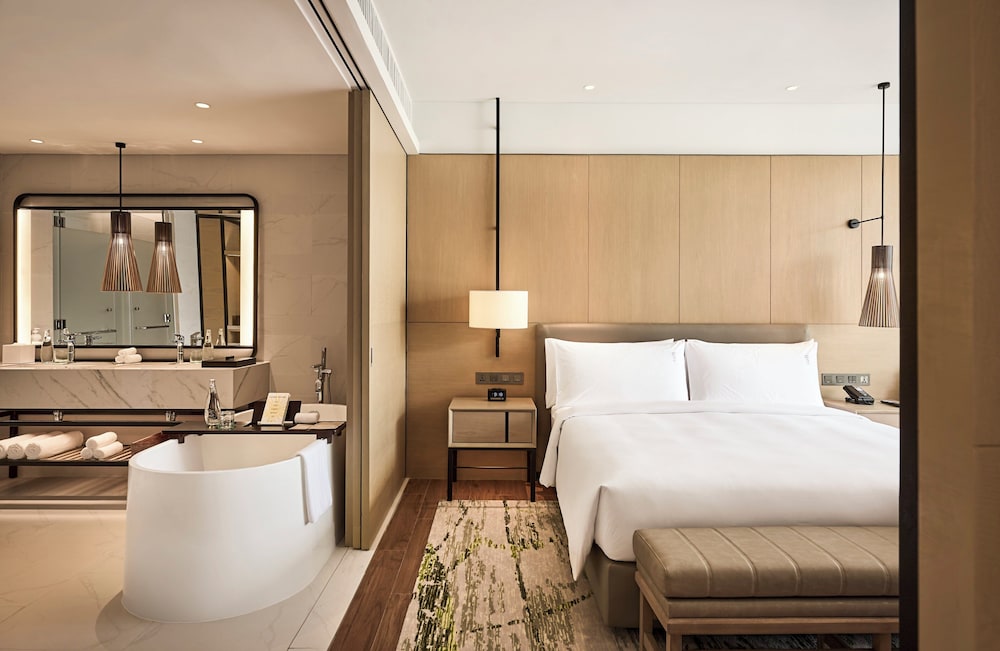 Suite, 1 King Bed, Pool Access - Photo 2