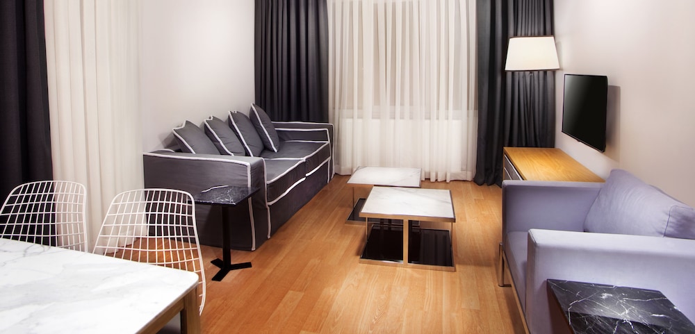 Superior Suite, 1 Bedroom, Balcony photo 1