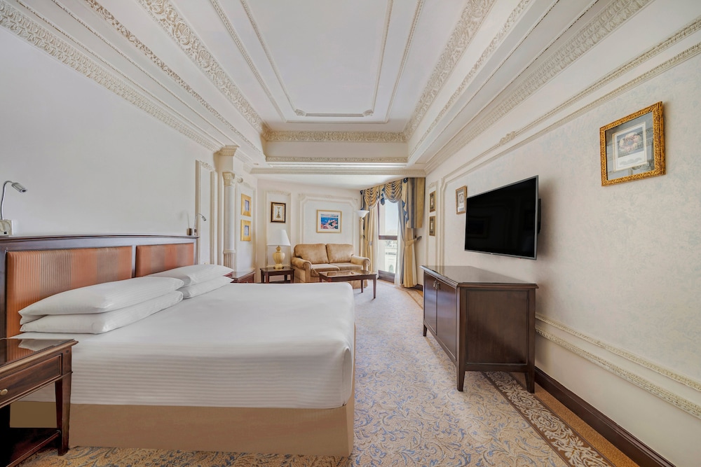 Suite, 3 Bedrooms (Amiri, Haram View) - Photo 1