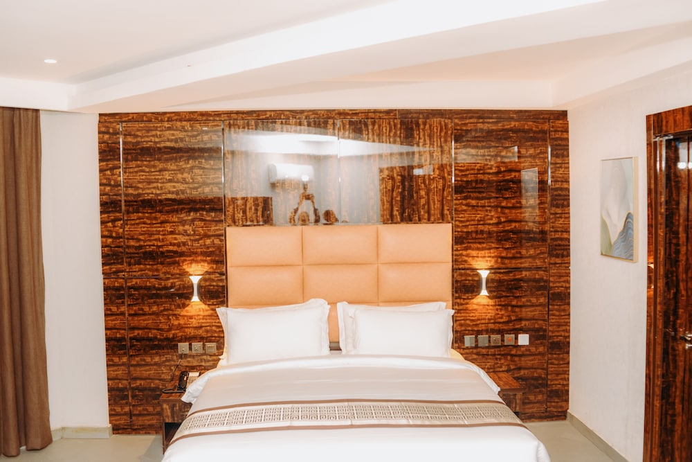 Premium Room, 1 Double Bed, Non Smoking, City View photo 2