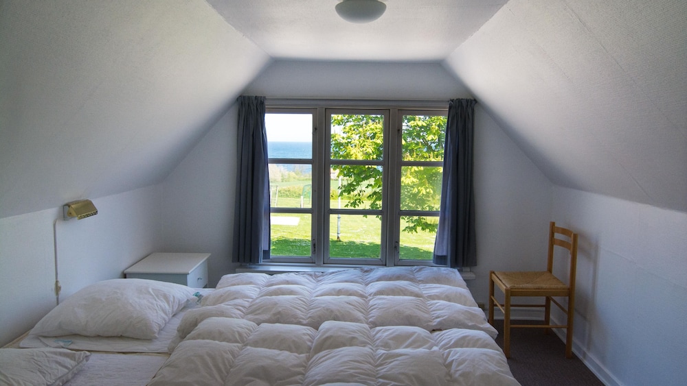 Apartment, 2 Bedrooms, Terrace, Sea View (C) photo 1