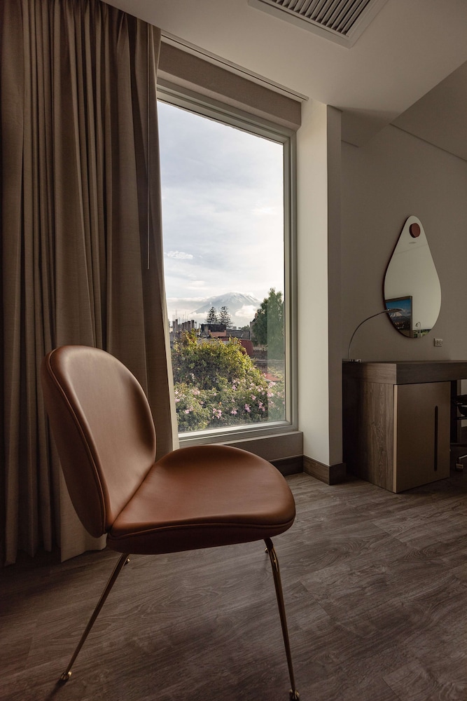 Room, 2 Twin Beds, Refrigerator (Scenic View) - Photo 13