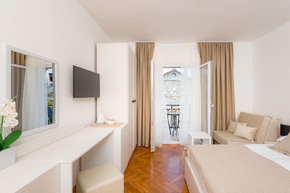 Comfort Suite, City View photo 3