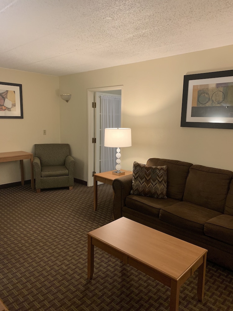 Suite, 1 Bedroom, Non Smoking (2 Queen Beds) - Photo 3