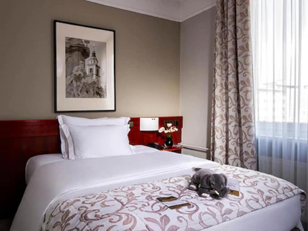 Deluxe Double Room, City View