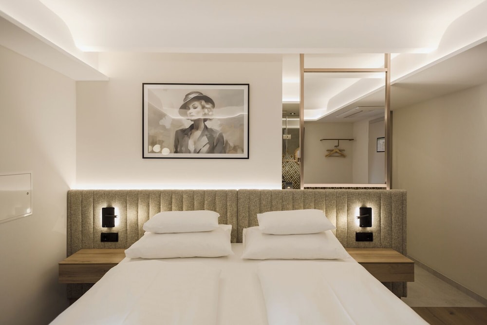 Superior Room - Photo 1