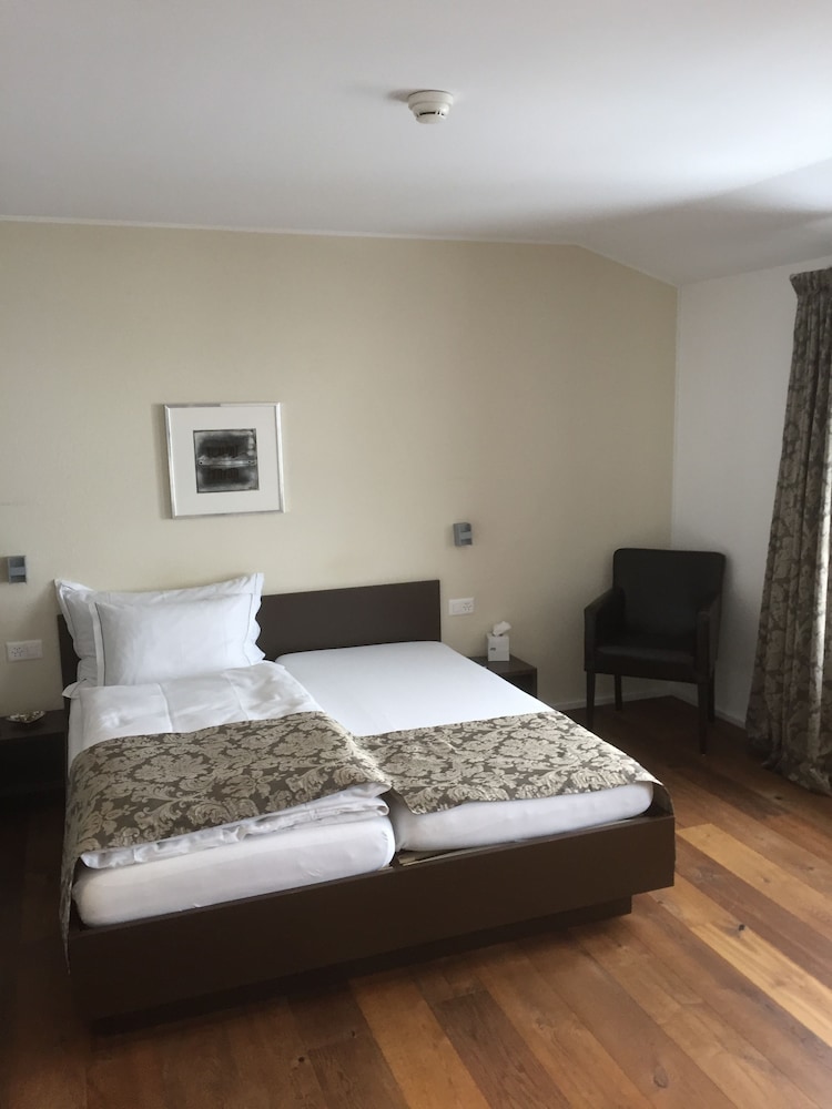 Single Room photo 3