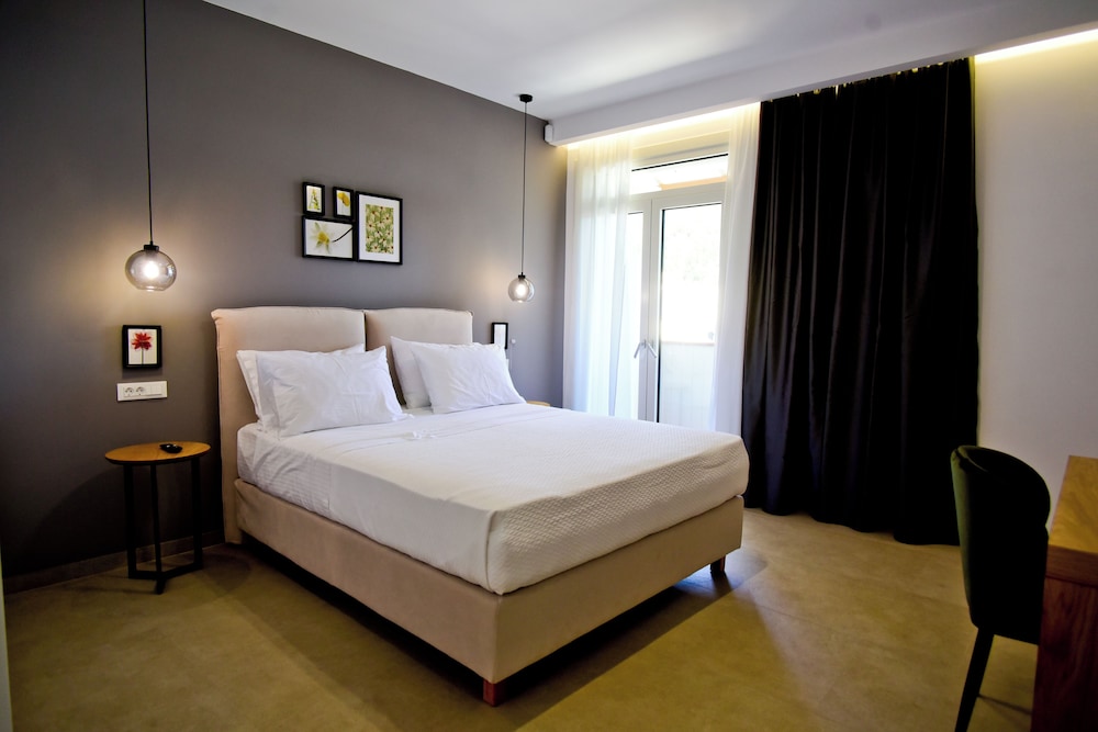 Standard Suite, Sea View photo 1