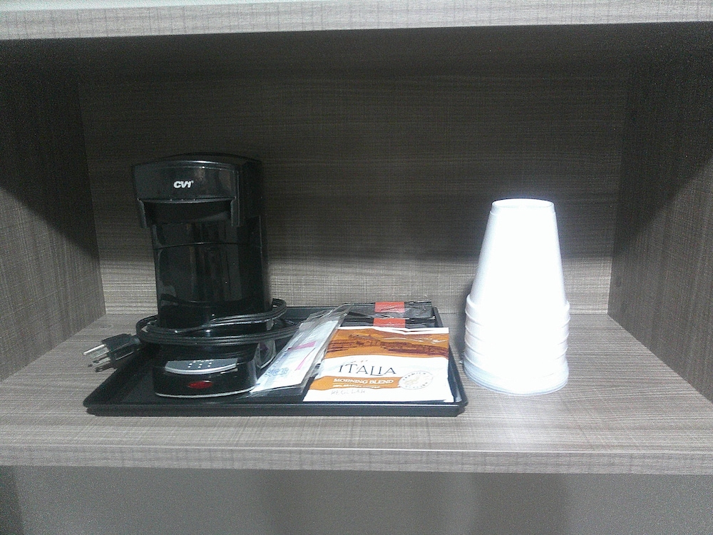 Superior Room, 1 King Bed, Non Smoking, Kitchenette - Photo 2
