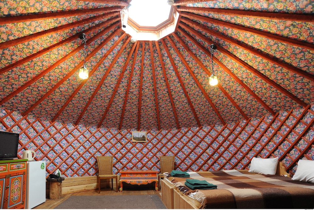 Yurt photo 1
