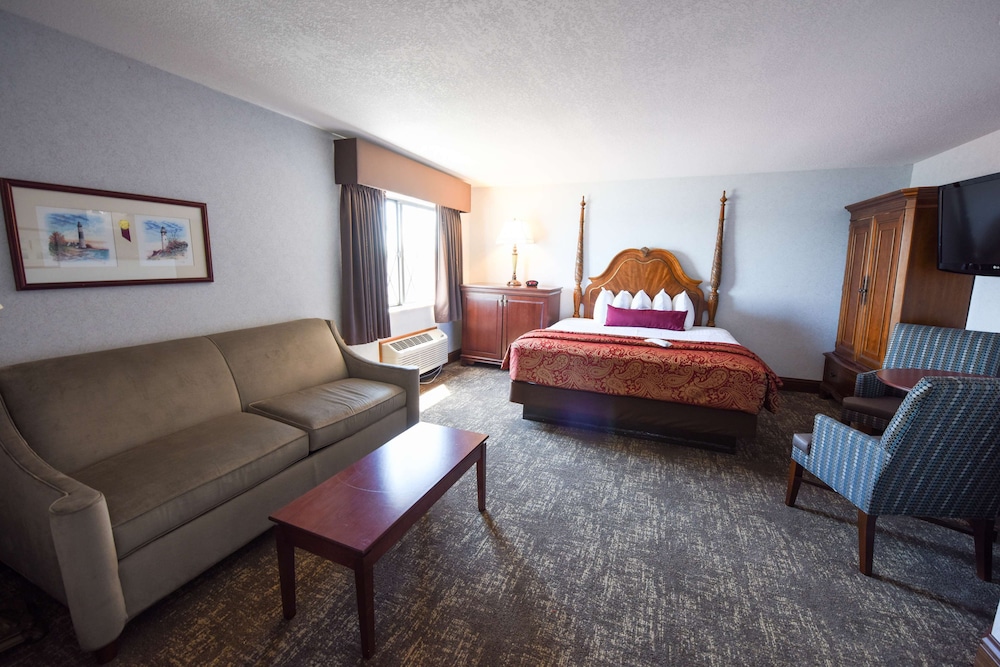 Suite, Multiple Beds, Non Smoking, Courtyard Area (with Sofabed) - Photo 13