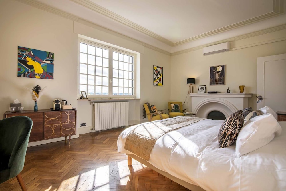Deluxe Double Room, Private Bathroom, Canal View (Chambre 3) - Photo 8