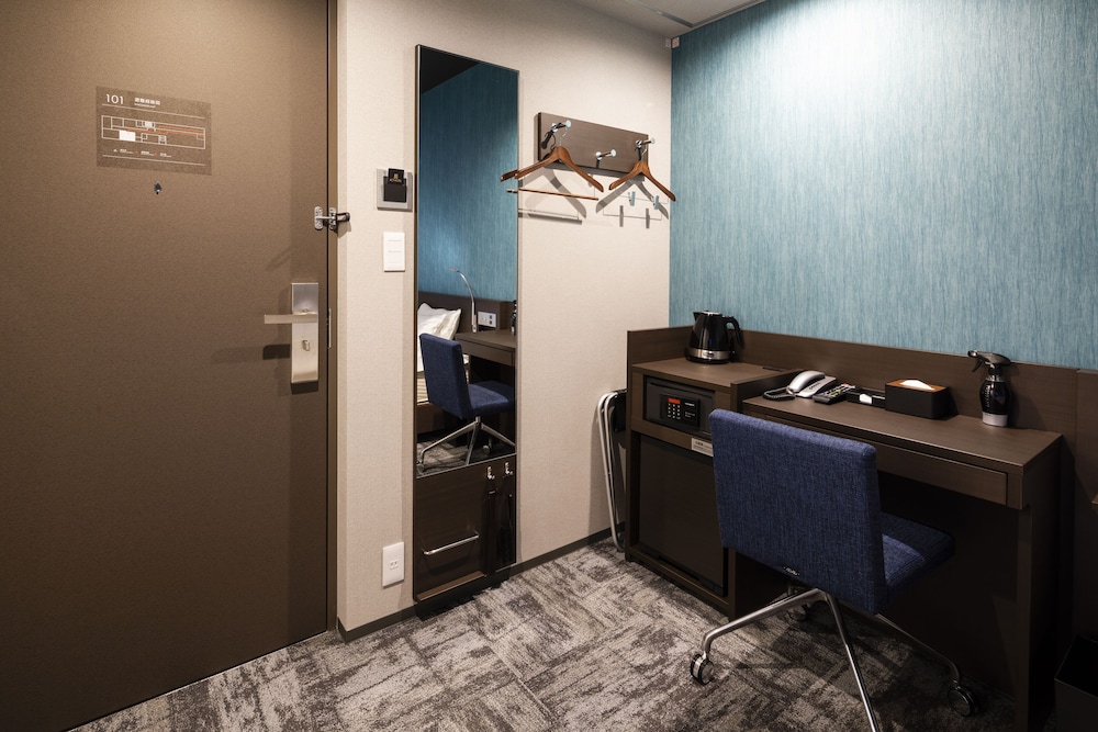 Accessible Room, 1 Economy Double Bed, Non Smoking photo 2
