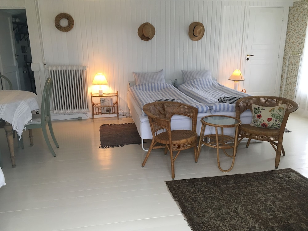 Quadruple Room, Shared Bathroom, Poolside (Værelse 1) photo 1