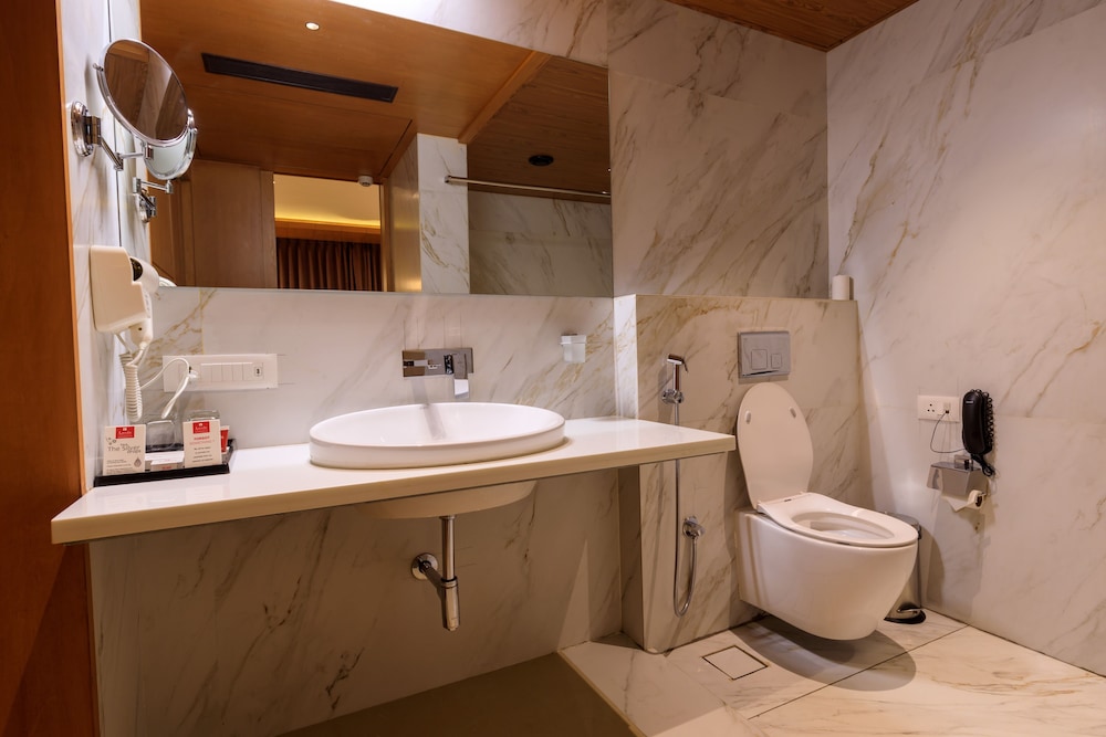 Executive Room - Photo 2